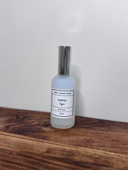 Lovely Type Room Spray